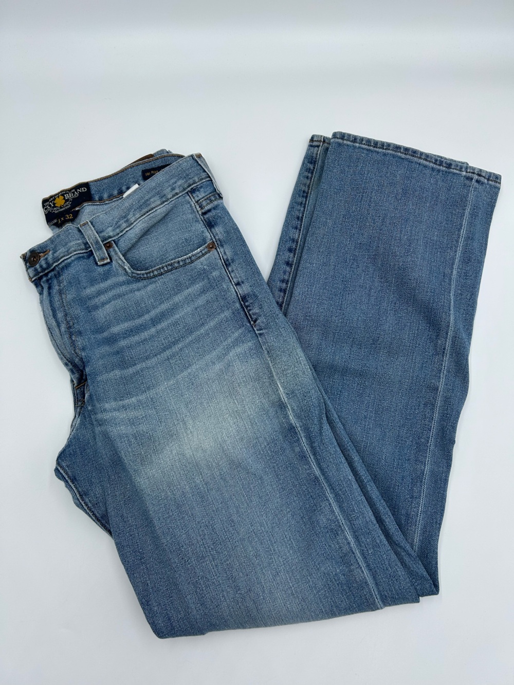Lucky Brand Men's Medium Blue Straight Jeans 31x32